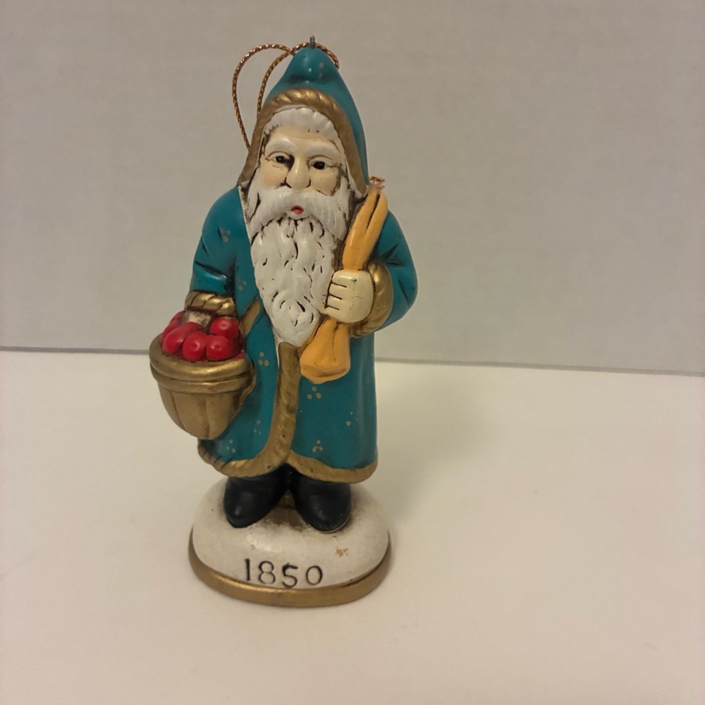 1850 Memories Of Santa Claus (1984) Christmas Ornament 5”
